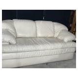 FLEX STEEL CREAM LEATHER SOFA 63"LONG VERY GOOD
