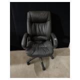 DELUXE OFFICE CHAIR