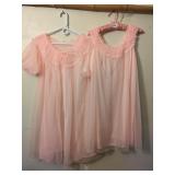 GOTHAM 60S ERA 2 PC PINK NYLON PEIGNOIR SET ROBE