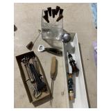 DRINK STIRRER GLASS AND OPENERS, BOTTLE CAPS