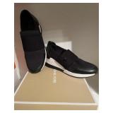 MICHEAL KORS FELIX TRAINER SIZE 9