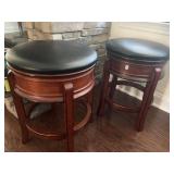 BAR STOOLS LIKE NEW CONDITION 22" H