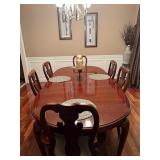 THOMASVILLE CHERRY CHAIRS AND OVAL TABLE W/ 2