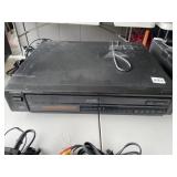 FIVE DISK PLAYER ONKYO DXC101