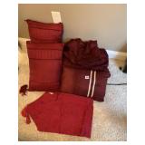 BURGUNDY KING SIZE SHEET SET, 3 BURGUNDY THROW