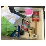PAINTING SUPPLIES AND RAGS