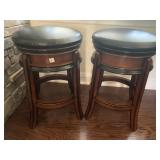 BAR STOOLS LIKE NEW CONDITION 24" H