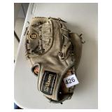 WILSON BASEBALL GLOVE