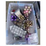 HOLIDAY Dï¿½COR IN BIN