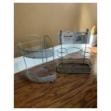 CORNER SHELF AND BATHROOM UTILITY HOLDER