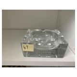 MARLBORO CRYSTAL ASH TRAY