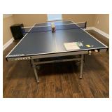 BRUNSWICK LIKE NEW PING PONG TABLE WHICH FOLDS UP