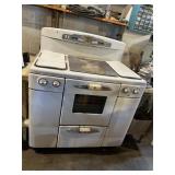 TAPPAN DELUXE 4 BURNER GAS STOVE