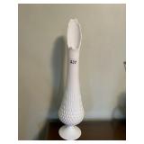 FENTON MILK GLASS FOOTED SWUNG GLASS VASE