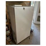 SEARS KENMORE UPRIGHT FREEZER MODEL 253.9262010