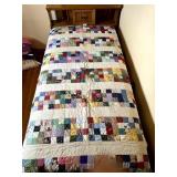 HAND STITCHED TWIN SIZE QUILT
