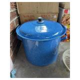 NEW BLUE SPECKLE WARE TRES STEAMER IN OB