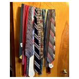 MENï¿½S NECK TIES