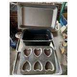 BAKING SHEETS, HEART MOLDS, TFAL BAKING PAN