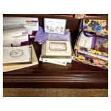 STATIONARY AND NOTE CARDS