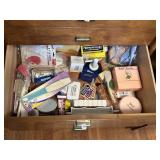 WHITE SHOULDERS BATH POWDER, MIRROR, TRINKET