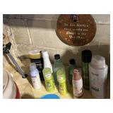 REDKEN HAIR PRODUCTS AND OTHER TOILETRIES, DUTCH