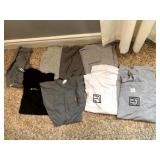 SZ. LARGE T SHIRT GROUPS