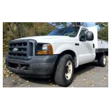 2006 FORD F350 5.5 - 2 WHEEL DRIVE, SINGLE CAB
