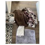 BLANKETS WHITE WASH WOOD TRASH CAN, GRAY BATHROOM