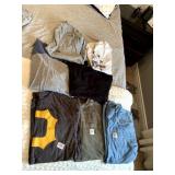 SZ. LARGE T SHIRT GROUPS