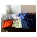 SZ. LARGE T SHIRT GROUPS