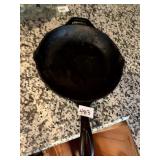 LODGE CAST IRON SKILLET