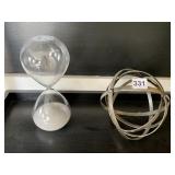 5.5" METAL BALL AND HOUR GLASS