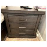 AMERICAN SIGNATURE COLLECTION 2 DRAWER NIGHTSTAND