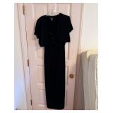 SOCIAL CIRCLES SZ 12 PLUM VELOUR SPAGHETTI STRAP