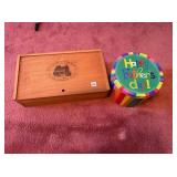 HEINZ COMPANY WOOD BOX AND HAPPY FATHERï¿½S DAY TIN