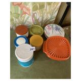 TUPPER WARE STORAGE, THERMOS AND ALADDIN TO GO