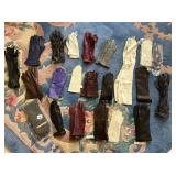 LADIES GLOVES, MOSTLY LEATHER
