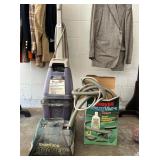 CARPET CLEANER W/ ATTACHMENTS
