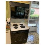 KITCHEN APPLIANCES DISHWASHER, MICROWAVE/ OVEN