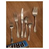 SERVICE FOR 10, ONIEDA, 4 PC PLACE SETTINGS