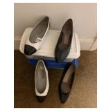 2 PAIRS OF LADIES FLATS SZ 7.5, INCLUDES STORAGE