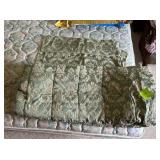 KING SIZE BED SPREAD WITH 2 KING SIZE PILLOW