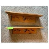 COUNTRY STYLE WALL SHELFS WITH HOOKS AND HEART