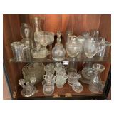 2 SHELVES OF GLASSWARE INCLUDING GLASS