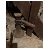 HEAVY IRON SCREW JACK MARKED 2, MERIT TOOLS