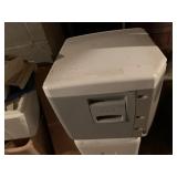 IGLOO ELECTRIC CAMPING MINI REFRIGERATOR