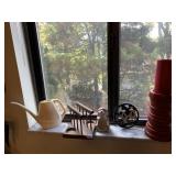 HOUSE WATERING CAN, NAPKIN HOLDER, DOG SPONGE