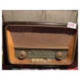 EMUD JUNIOR 196 AM FM DESKTOP RADIO