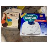 VICKS VAPORIZER AND MIST 20 HAIR SET